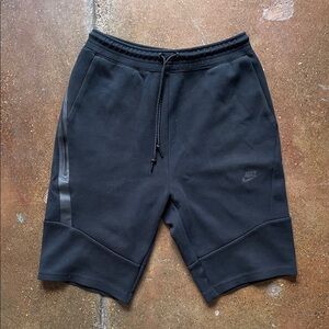 Nike tech Men's Black Shorts